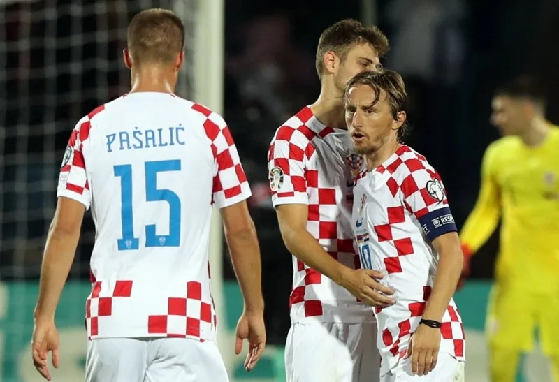 Croatia có lối đá chắc chắn với hàng tiền vệ xuất sắc